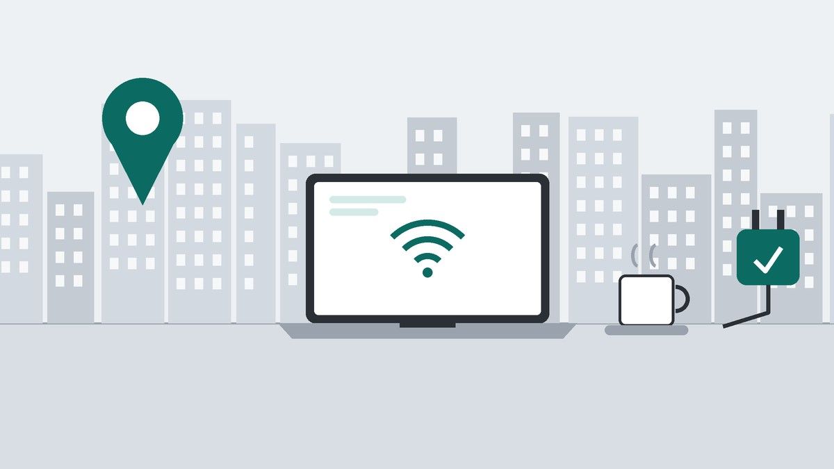 高いビルが並ぶ街並みを背景に、机の上のノートPCにWi-Fiのマーク、コーヒーカップ、チェック印の付いた電源プラグ、地図のピンを描いたイラスト